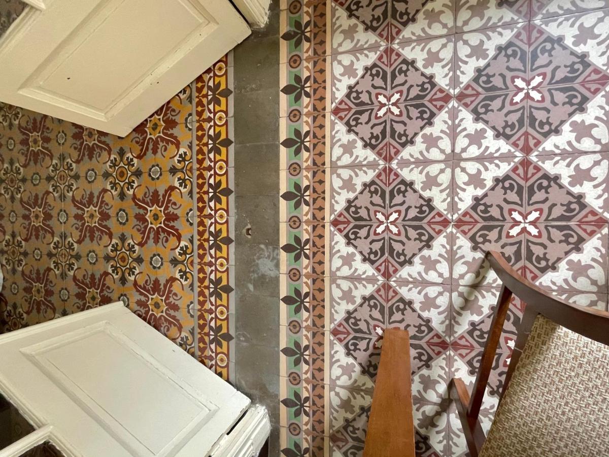 Appartement Dans Immeuble Haussmanien الجزائر العاصمة المظهر الخارجي الصورة