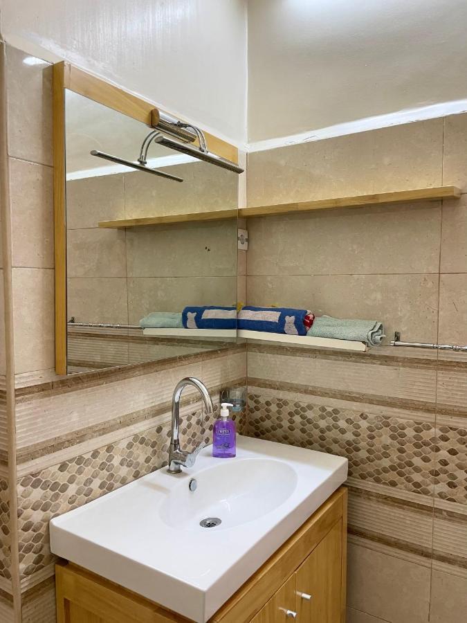 Appartement Dans Immeuble Haussmanien الجزائر العاصمة المظهر الخارجي الصورة