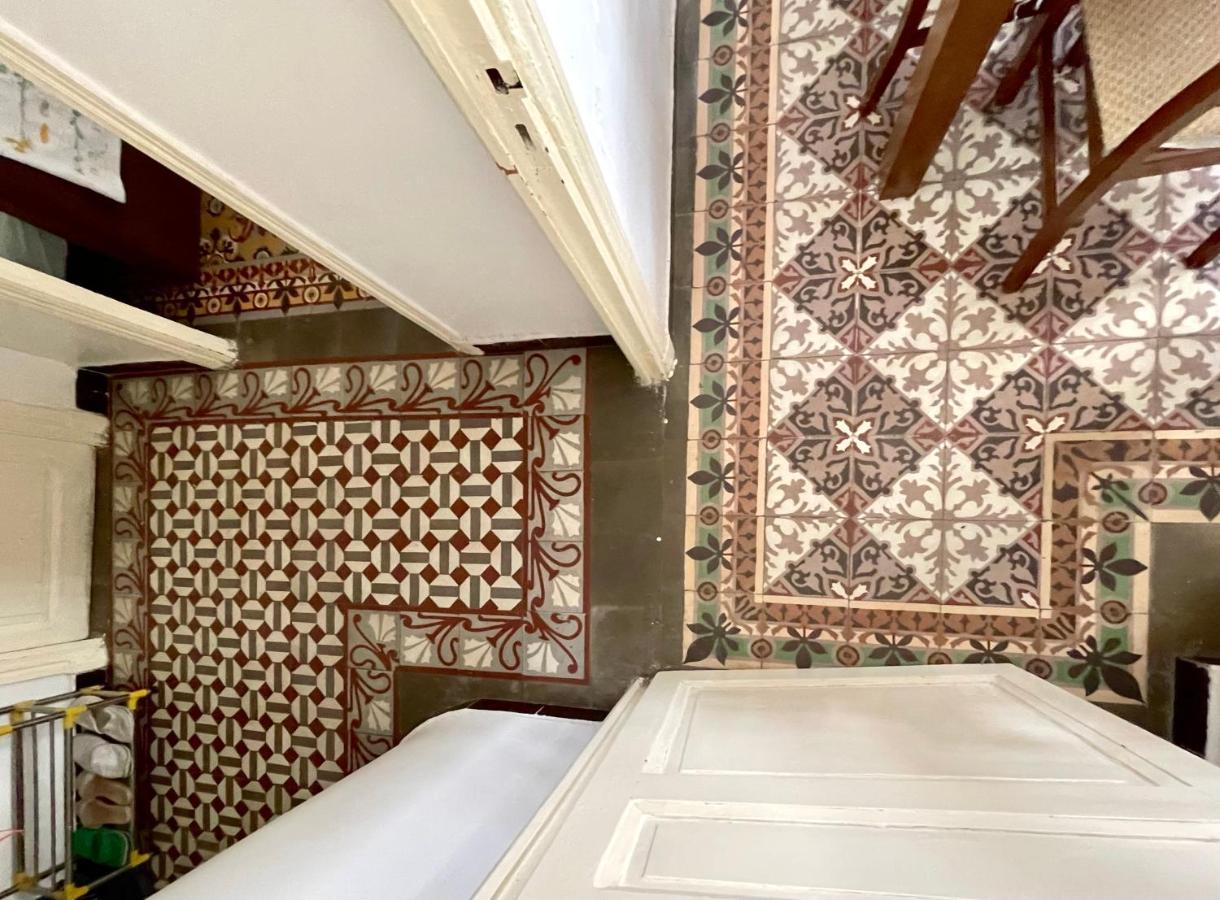 Appartement Dans Immeuble Haussmanien الجزائر العاصمة المظهر الخارجي الصورة