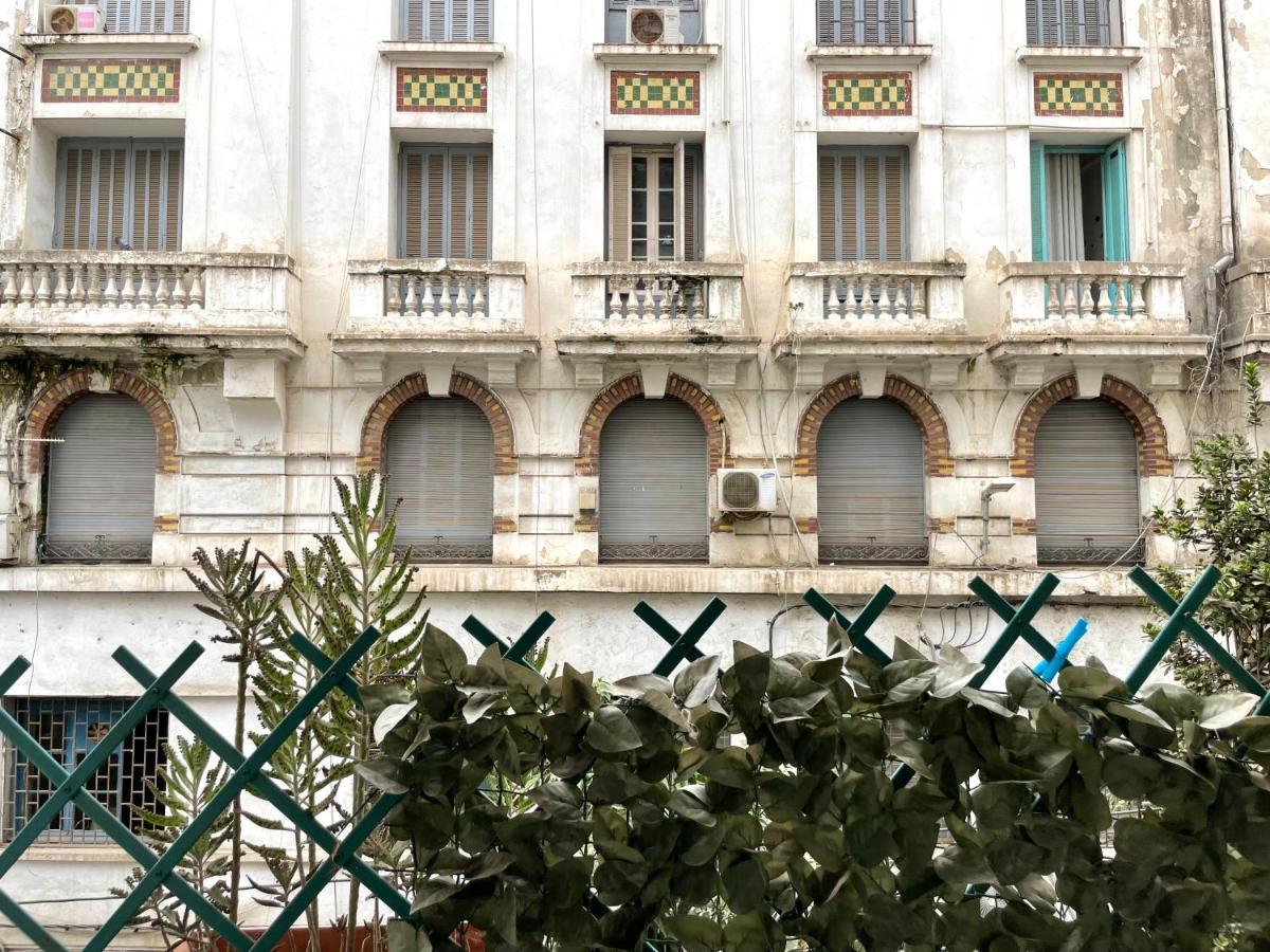 Appartement Dans Immeuble Haussmanien الجزائر العاصمة المظهر الخارجي الصورة