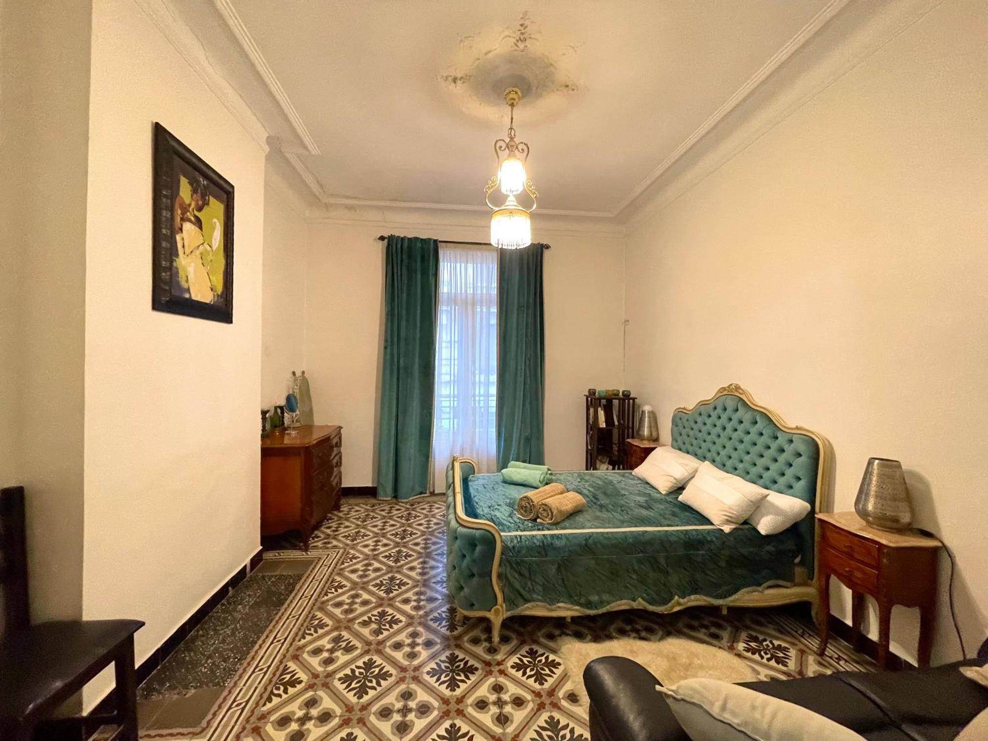 Appartement Dans Immeuble Haussmanien الجزائر العاصمة المظهر الخارجي الصورة